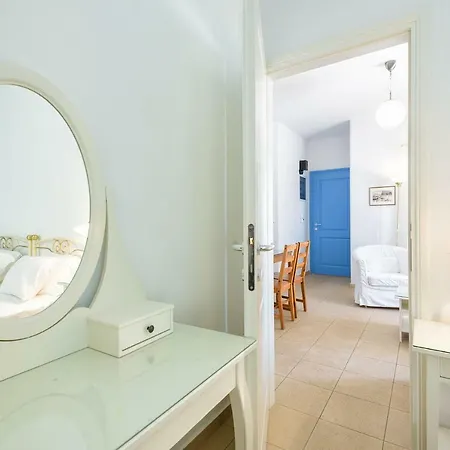 Apartmán Kostantis Vacation 1 *